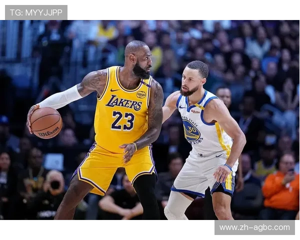 库里带球突破集锦勇士VS快船比赛中闪耀的MVP级表现